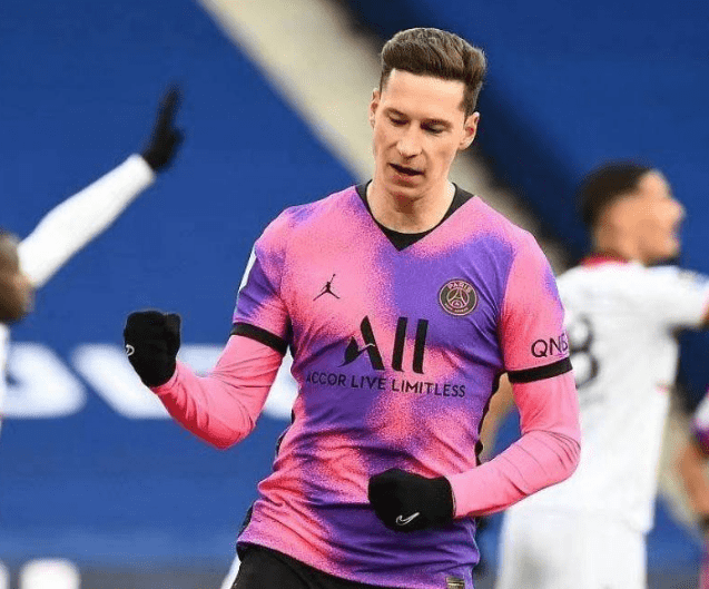 辽宁本钢发布备战花絮；关键时刻远射贴柱；西甲任务艰巨；球探报告显示潜力的简单介绍