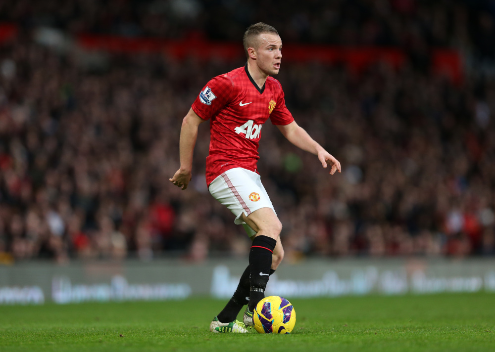 包含里昂发布备战花絮，转会期完成体检，足总杯任务艰巨，心理建设被强调的词条